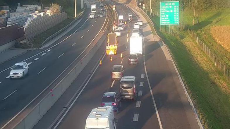 Prometna nesreča, zastoj na primorski avtocesti