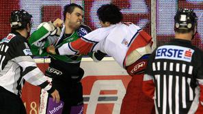 Hokejisti Olimpije so obljubili, da se bodo Salzburžanov lotili tudi na druge na