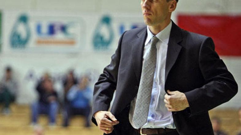 Rade Mijanović je lani vodil Krko, zdaj je prvi trener Heliosa.