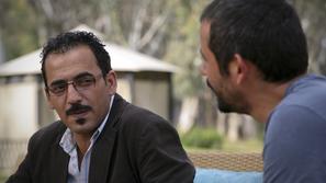 Eden od prijetih BBC-jevih novinarjev, Feras Killani, skupaj s snemalcem Goktaye
