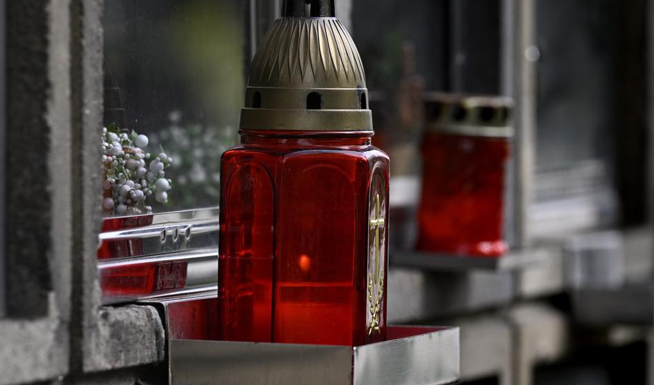 Umrla priljubljena pisateljica, stara le 55 let