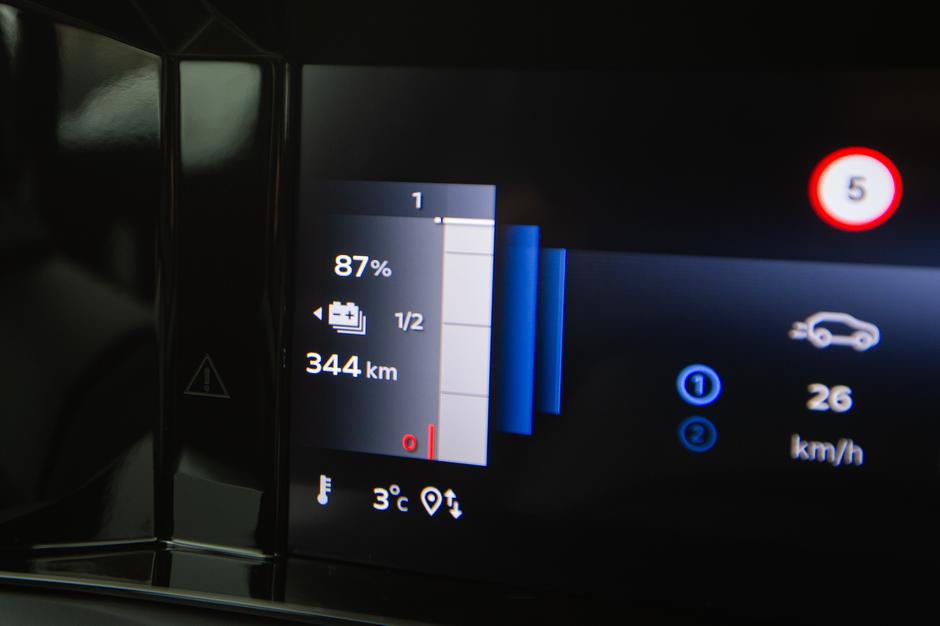 Opel Frontera | Avtor: Anže Petkovšek