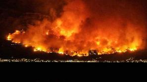 Požar Tučepi, pogled s Hvara