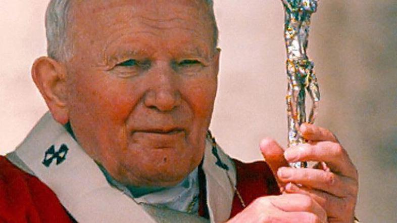 Janez Pavel II. naj bi bil beatificiran oktobra naslednje leto. (Foto: Reuters)