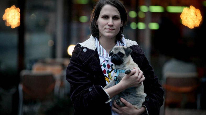 Vesna Škorc je kupila bolnega mopsa. (Foto: Boštjan Tacol)