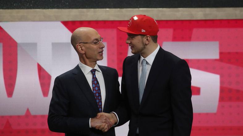 Adam Silver Luka Dončić