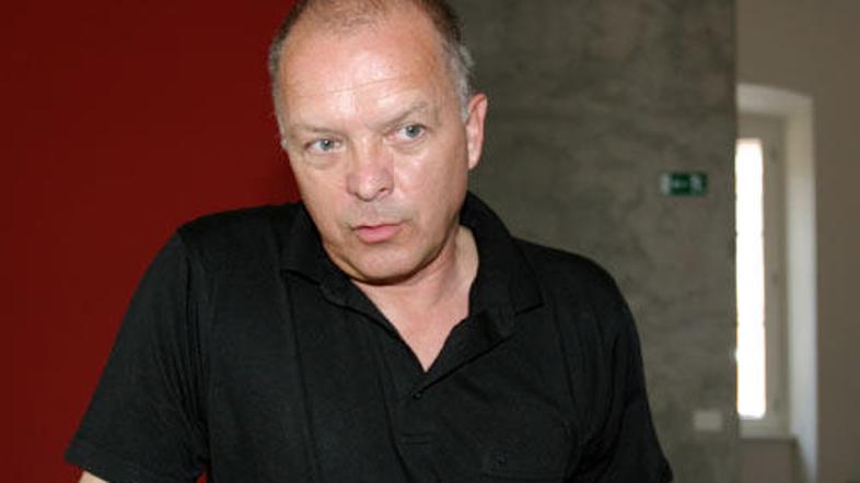 Skupina bivših in sedanjih študentov FM je s peticijo izrazila podporo dekanu Eg