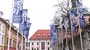 Sponzorske avtomobile lahko v Festivalu Ljubljana upravljajo vsi pooblaščeni zap