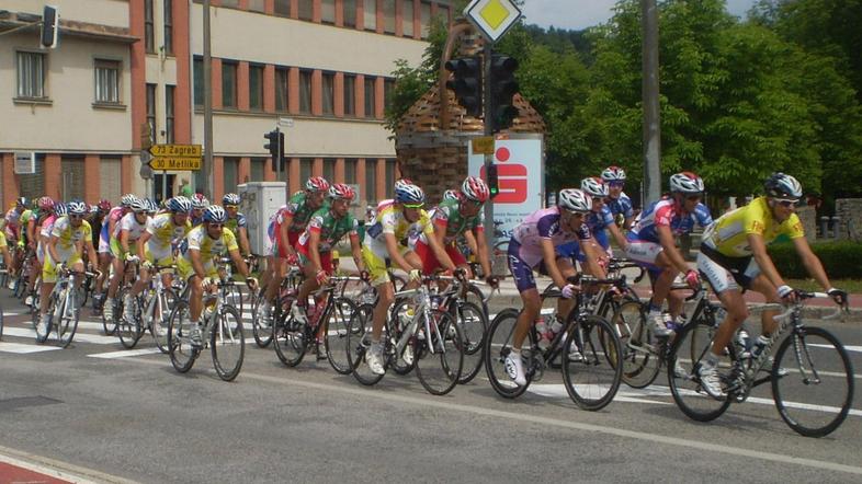 Kolesarska Dirka po Sloveniji lahko prinese zmage in nagrade tudi mladim likovni