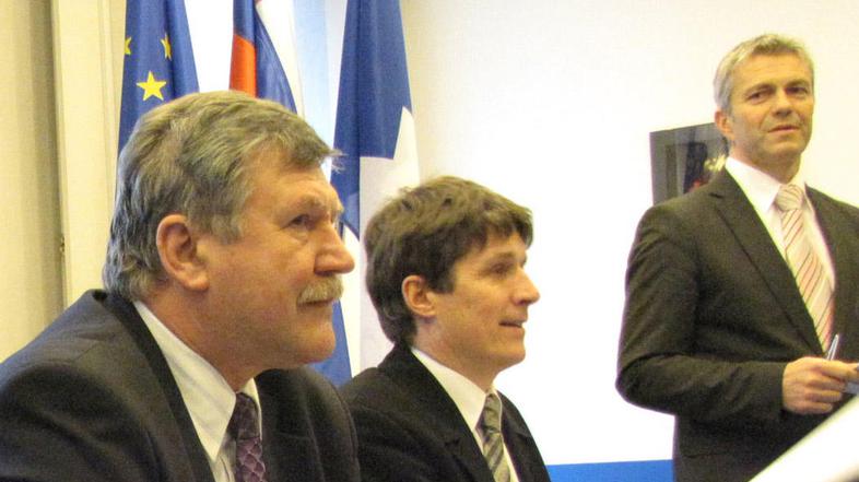 Januarja sta predsednik uprave Primorja Dušan Črnigoj in tržiški župan Borut Saj