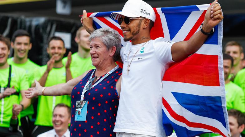 Lewis Hamilton Carmen Larbalestier