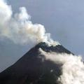 Vulkan na gori Kelud lahko po mnenju strokovnjakov izbruhne že v naslednjih urah