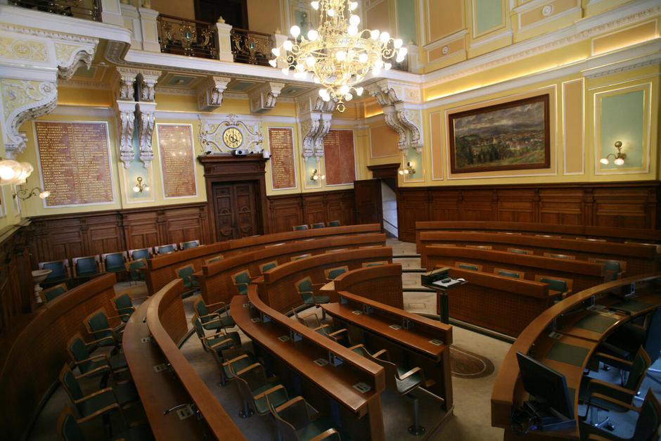 Mestni svet MOL | Avtor: Reševalni pas/Twitter