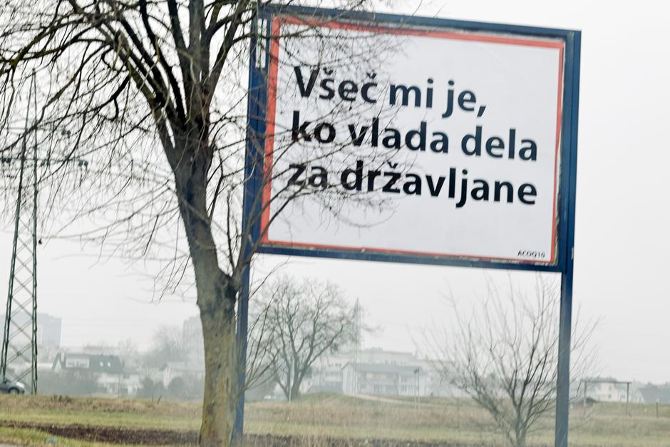 plakat | Avtor: Saša Despot