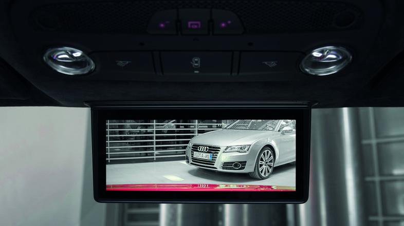 Audijev zaslon namesto ogledala