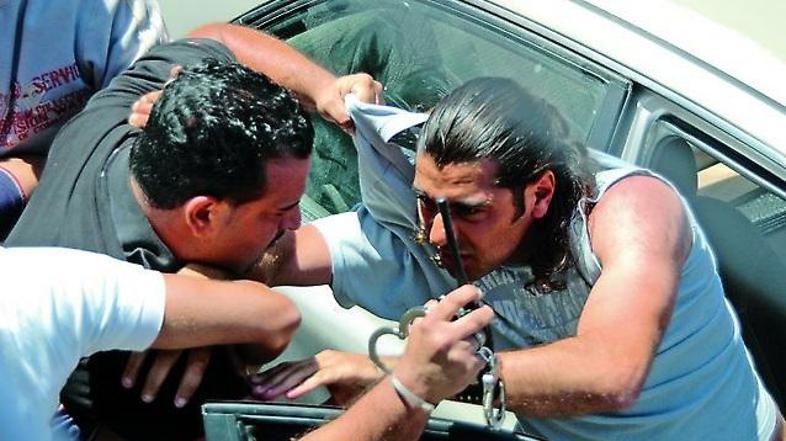 Adžami je bil uvrščen med pet nominirancev Ameriške filmske akademije za tujejez