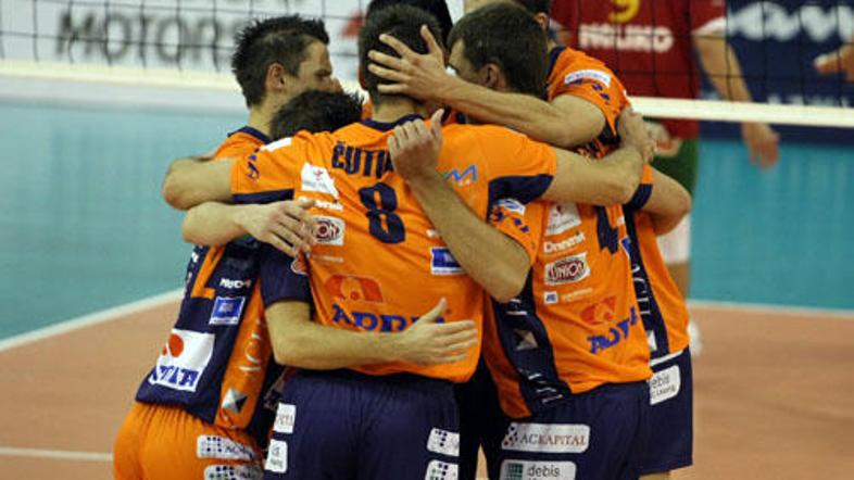 ACH Volley se je veselil prve zmage v finalni seriji.