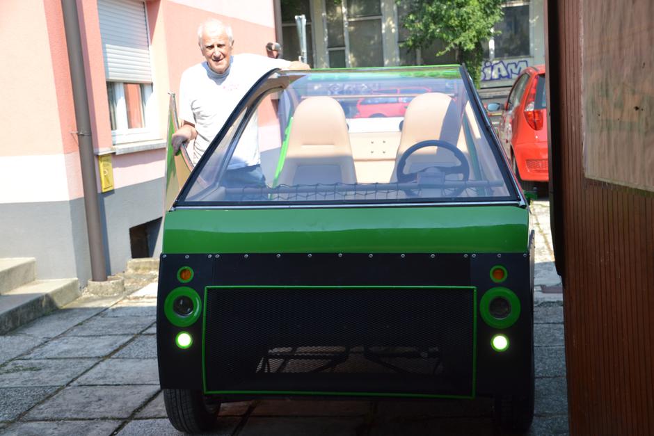 Slovenski električni e-avto | Avtor: Gregor Prebil