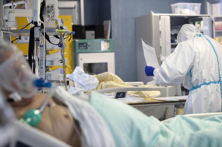 Covid-19 v bolnišnici | Avtor: Epa