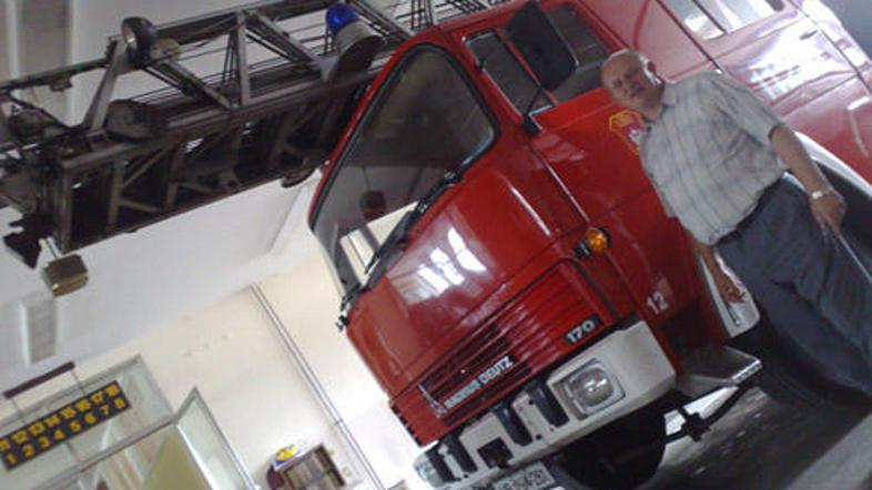 Keček bo še eno leto slabo spal, saj bodo do takrat gasilci reševali na več kot 