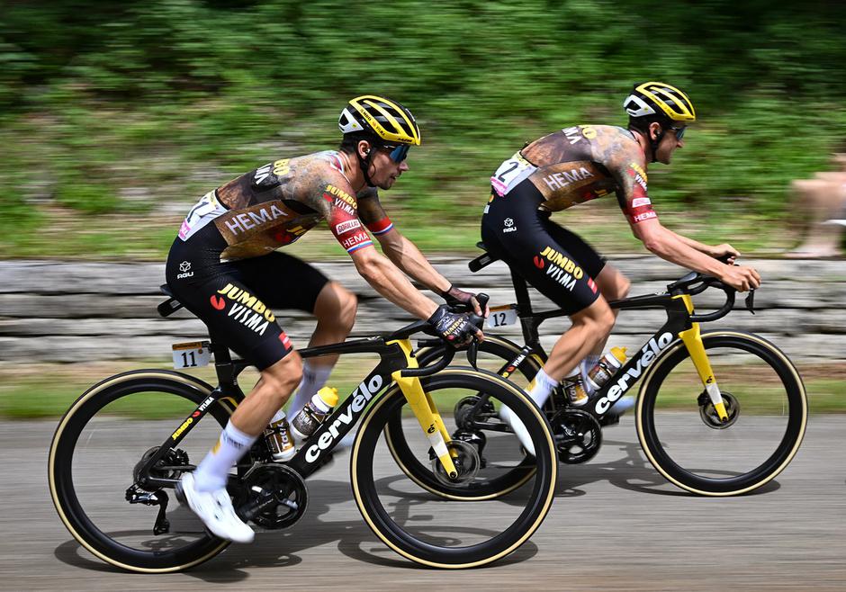 Primož Roglič, Tiesj Benoot | Avtor: Profimedia