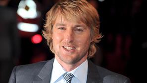 Owen se je na vlogo očeta skrbno pripravljal. (Foto: EPA)