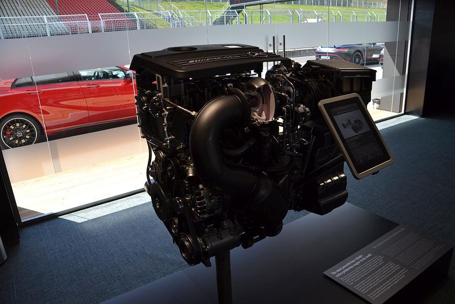 Mercedes-Benz GLA | Avtor: Gregor Prebil