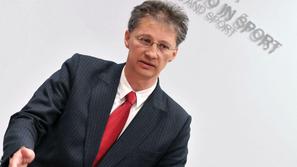 Minister podpira predlog Društva klasikov. (Foto: Dejan Mijovič)