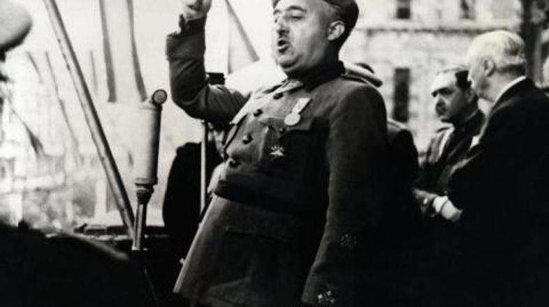 El Caudillo (vodja) je Španiji s trdo roko vladal od 1939 do 1975.