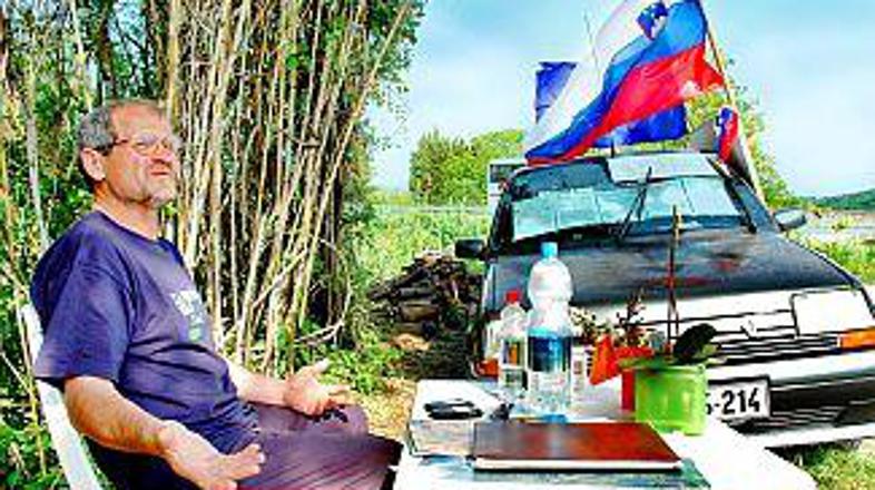 Shoda v podporo Jošku Jorasu ne bo. Joras je razočaran in sam.