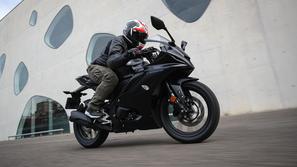 Yamaha R125