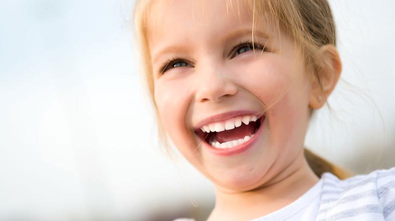 Zdrava mera samozavesti bo otroku že zgodaj prišla zelo prav. (Foto: Shutterstoc