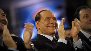 Italijanski premier je dejal, da je po ločitvi prejel že številne ženitne ponudb