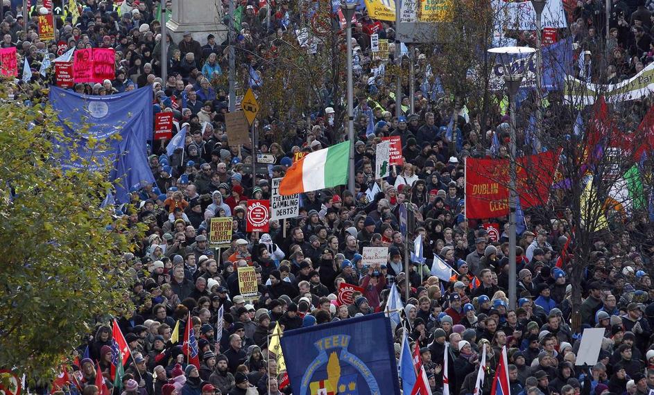 irska, protesti, varčevalni program