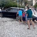 Audi na plaži