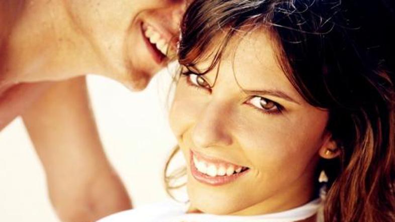 Poletna romanca, zlobni fant ali kdo drug?