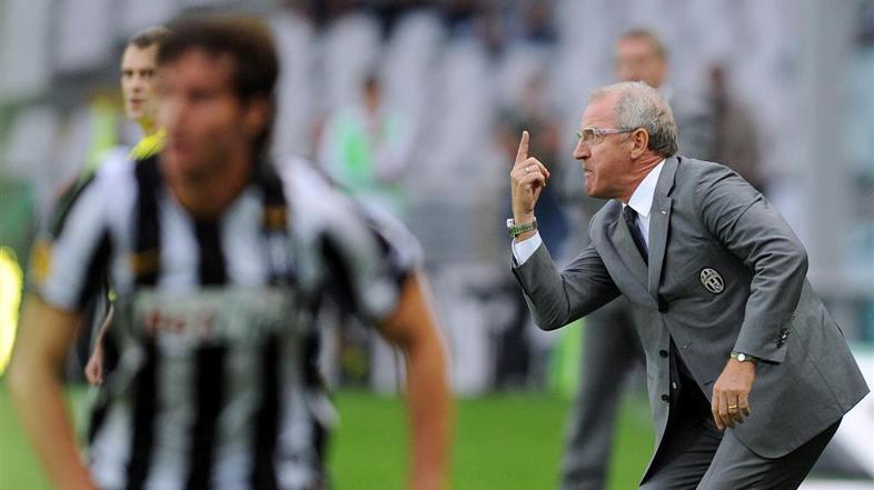 Luigi del Neri ne more biti zadovoljen z rezultatom proti Poljakom. (Foto: EPA)