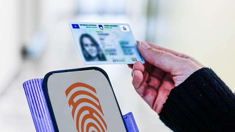 eOsebna, elektronska osebna iskaznica