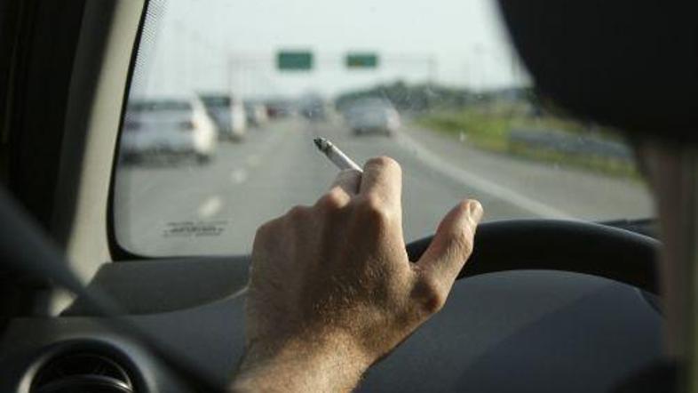 Če je prejšnji lastnik kadil v avtomobilu, boste potrebovali kar nekaj časa, da 