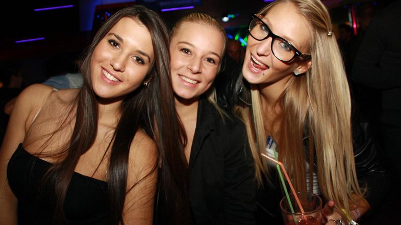 Vroč prednovoletni žur v Kopru