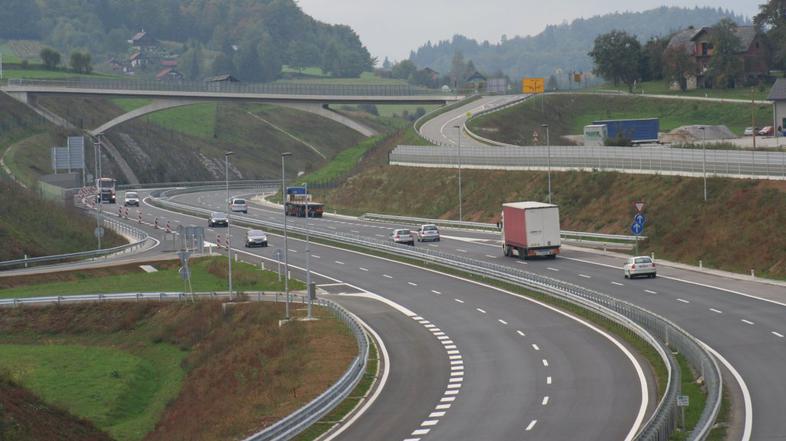 avtocesta, dolenjka, promet