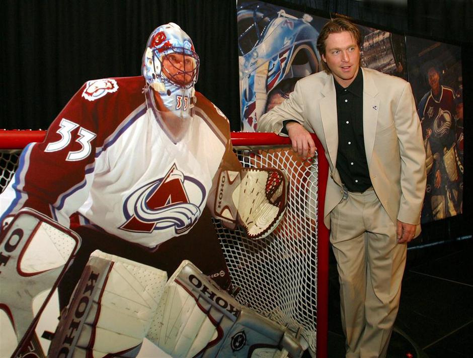 Patrick Roy Colorado Avalanche vratar NHL upokojitev slovo maketa | Avtor: EPA