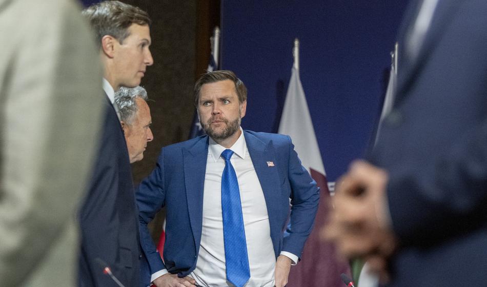 ZDA najprej s palico, zdaj pa s korenčkom: To obljubljajo Iranu