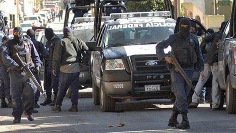 Samo lansko leto je bilo v Mehiki storjenih 5.300 umorov, od tega se jih je 1.65