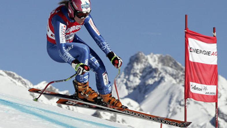 Švicarka Fränzi Aufdenblatten je bila najhitrejša na prvem treningu smuka.