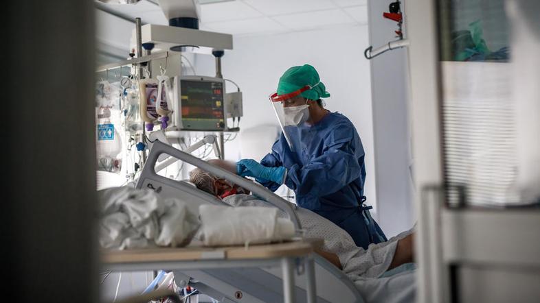 Koronavirus v Franciji