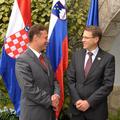 Šefa hrvaške in slovenske diplomacije Gordan Jandroković na levi in Samuel Žboga
