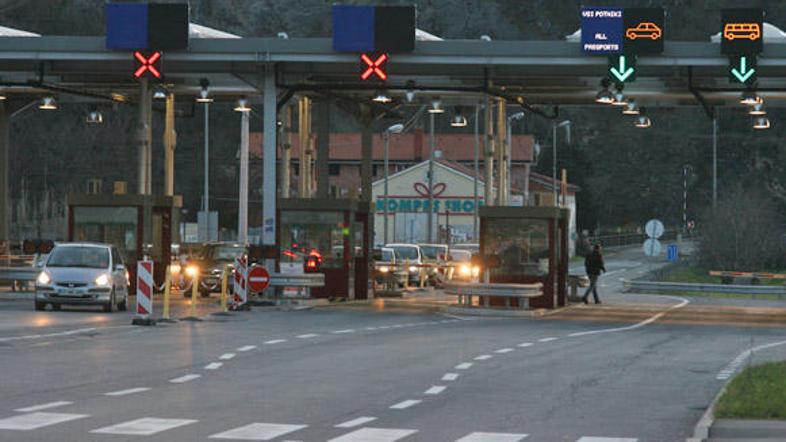 Danes sta bila obremenjena predvsem prehoda Dragonja in Sečovlje. (Foto: Dare Če