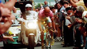 Pantani Lugano Giro d'Italia dirka po Italiji rožnata majica