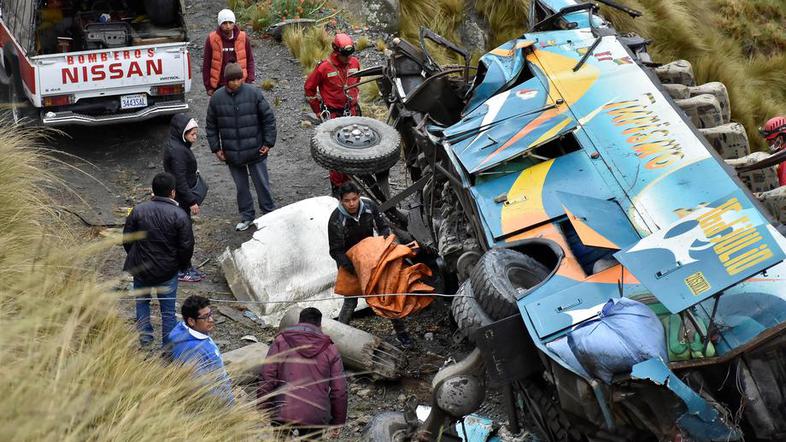 Nesreča avtobusa v Boliviji